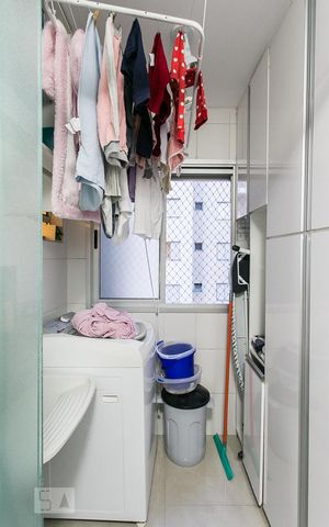 Apartamento à venda com 60m², 3 quartos e 1 vagaÁrea de Serviço