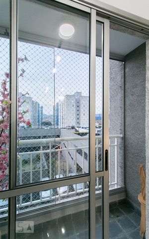 Apartamento à venda com 60m², 3 quartos e 1 vagaVaranda