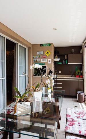 Apartamento para alugar com 121m², 2 quartos e 2 vagas Apartamento para alugar com 121m², 2 quartos e 2 vagasvaranda