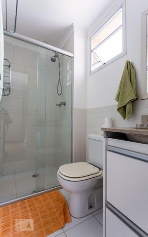Apartamento para alugar com 121m², 2 quartos e 2 vagas Apartamento para alugar com 121m², 2 quartos e 2 vagasBanheiro da Suite 2