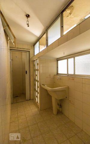 Apartamento para alugar com 80m², 3 quartos e sem vagaÁrea de Serviço
