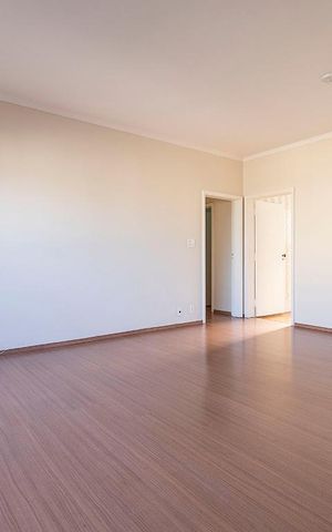 Apartamento para alugar com 115m², 3 quartos e 1 vagaSala