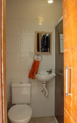 Casa à venda com 120m², 2 quartos e 1 vagaBanheiro