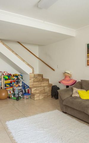Casa à venda com 120m², 2 quartos e 1 vagaSala