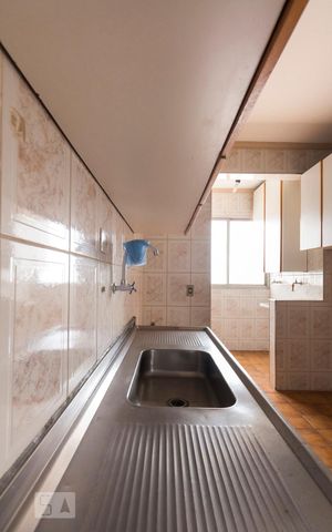 Apartamento à venda com 70m², 2 quartos e 1 vagaCozinha