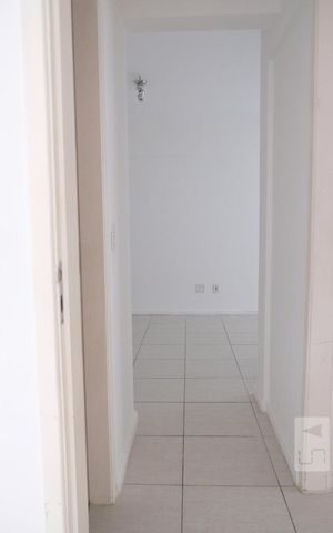 Apartamento à venda com 76m², 2 quartos e 1 vagaCorredor