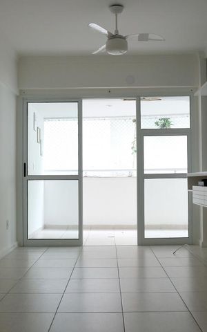 Apartamento à venda com 76m², 2 quartos e 1 vagaSala