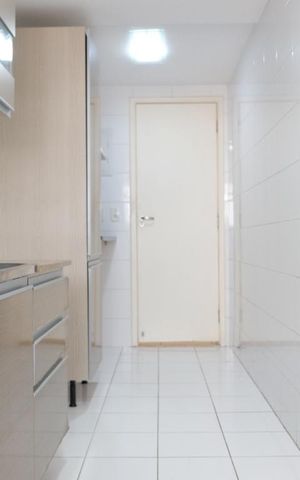 Apartamento à venda com 76m², 2 quartos e 1 vagaCozinha
