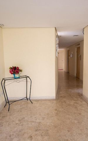 Apartamento à venda com 49m², 1 quarto e 1 vaga Apartamento à venda com 49m², 1 quarto e 1 vagaHall