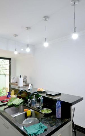 Casa à venda com 110m², 2 quartos e 1 vaga Casa à venda com 110m², 2 quartos e 1 vagaCozinha
