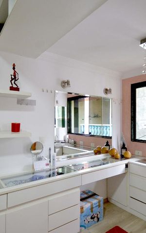 Casa à venda com 110m², 2 quartos e 1 vaga Casa à venda com 110m², 2 quartos e 1 vagaCloset Quarto 2