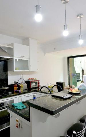 Casa à venda com 110m², 2 quartos e 1 vaga Casa à venda com 110m², 2 quartos e 1 vagaCozinha
