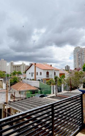 Casa à venda com 110m², 2 quartos e 1 vaga Casa à venda com 110m², 2 quartos e 1 vagaVaranda Quarto 1