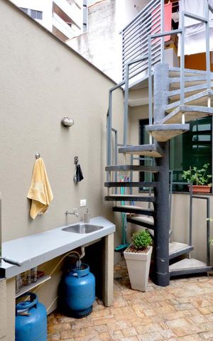Casa à venda com 110m², 2 quartos e 1 vaga Casa à venda com 110m², 2 quartos e 1 vagaQuintal