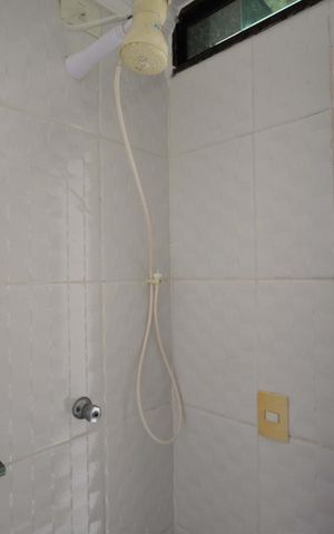 Casa à venda com 110m², 2 quartos e 1 vaga Casa à venda com 110m², 2 quartos e 1 vagaBanheiro