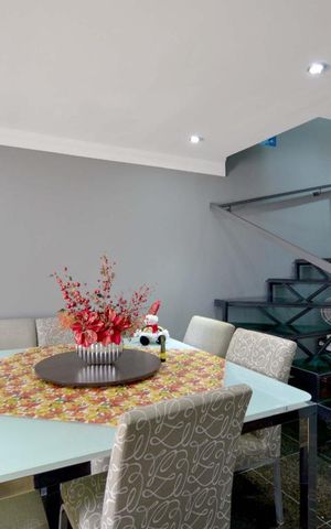 Casa à venda com 110m², 2 quartos e 1 vaga Casa à venda com 110m², 2 quartos e 1 vagaSala