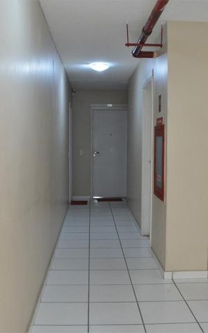 Apartamento à venda com 52m², 2 quartos e 1 vagaHall de Entrada