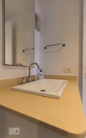 Apartamento à venda com 55m², 1 quarto e 1 vagaBanheiro