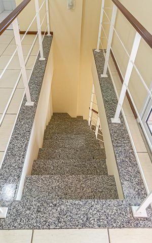 Apartamento à venda com 179m², 3 quartos e 2 vagas Apartamento à venda com 179m², 3 quartos e 2 vagasHall comum