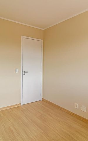 Apartamento à venda com 179m², 3 quartos e 2 vagas Apartamento à venda com 179m², 3 quartos e 2 vagasQuarto 1