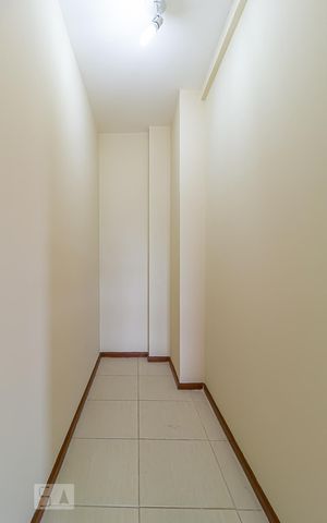 Apartamento à venda com 179m², 3 quartos e 2 vagas Apartamento à venda com 179m², 3 quartos e 2 vagasSalão de Festas