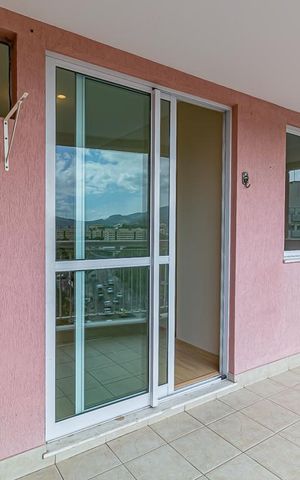 Apartamento à venda com 179m², 3 quartos e 2 vagas Apartamento à venda com 179m², 3 quartos e 2 vagasVaranda da Sala