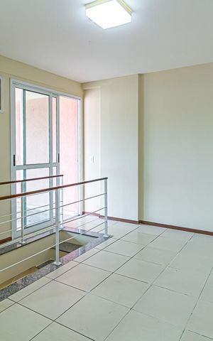 Apartamento à venda com 179m², 3 quartos e 2 vagas Apartamento à venda com 179m², 3 quartos e 2 vagasHall comum