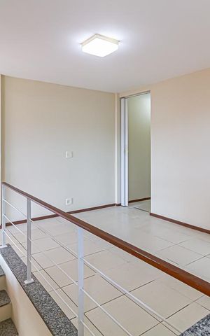 Apartamento à venda com 179m², 3 quartos e 2 vagas Apartamento à venda com 179m², 3 quartos e 2 vagasHall comum