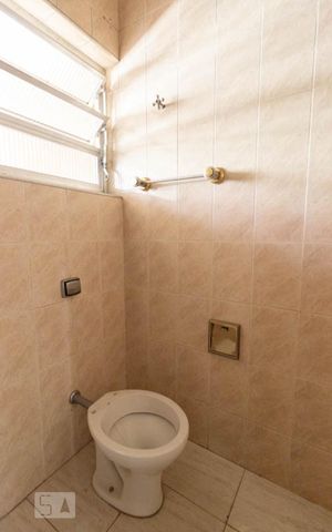 Apartamento para alugar com 76m², 2 quartos e 1 vaga Apartamento para alugar com 76m², 2 quartos e 1 vagaBanheiro