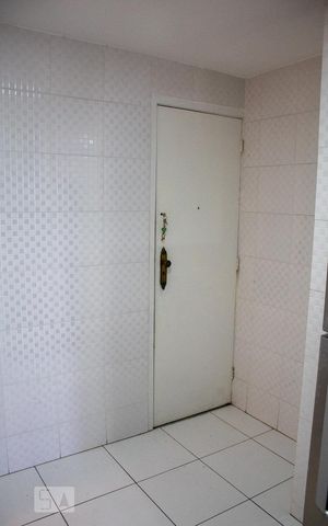 Apartamento para alugar com 85m², 2 quartos e 1 vaga Apartamento para alugar com 85m², 2 quartos e 1 vagaCozinha