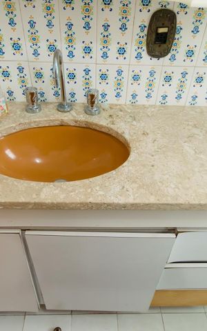 Apartamento à venda com 295m², 4 quartos e 2 vagas Apartamento à venda com 295m², 4 quartos e 2 vagasBanheiro