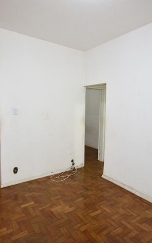 Apartamento à venda com 66m², 2 quartos e sem vagaSala