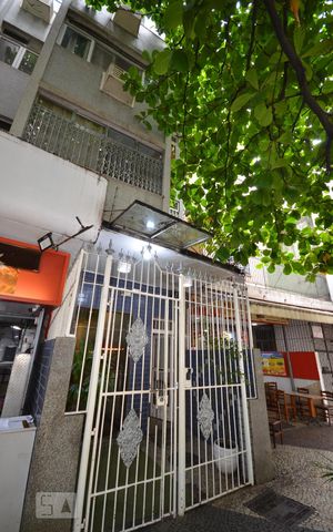 Apartamento à venda com 66m², 2 quartos e sem vagaFachada