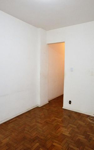 Apartamento à venda com 66m², 2 quartos e sem vagaSala