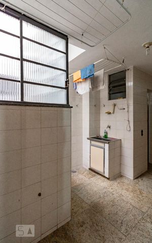 Apartamento à venda com 146m², 3 quartos e 1 vagaÁrea de Serviço