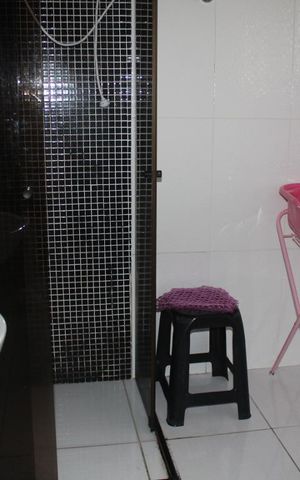 Casa à venda com 150m², 3 quartos e 3 vagasBANHEIRO QUARTO 1