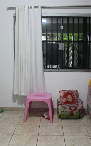 Casa à venda com 150m², 3 quartos e 3 vagasSALA