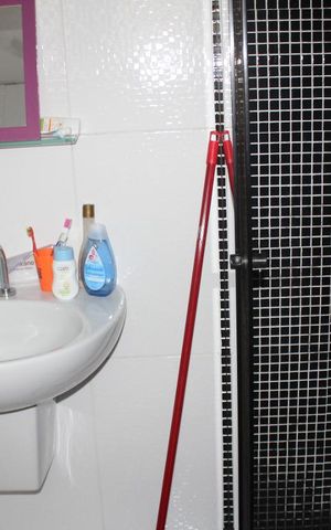 Casa à venda com 150m², 3 quartos e 3 vagasBANHEIRO QUARTO 1