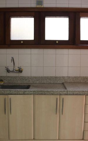 Casa para alugar com 250m², 3 quartos e 4 vagasCozinha