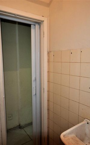Apartamento à venda com 32m², 1 quarto e sem vagaBanheiro