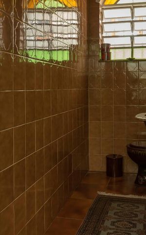 Casa à venda com 470m², 5 quartos e 7 vagas Casa à venda com 470m², 5 quartos e 7 vagasLavabo
