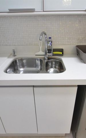 Apartamento à venda com 59m², 1 quarto e 2 vagasCozinha