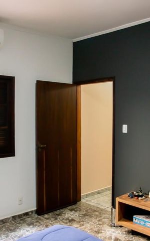 Casa à venda com 544m², 4 quartos e 8 vagasQuarto 4