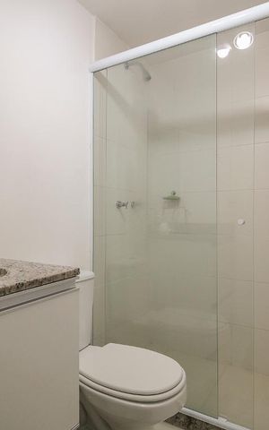 Apartamento à venda com 66m², 2 quartos e 1 vaga Apartamento à venda com 66m², 2 quartos e 1 vagaBanheiro Social