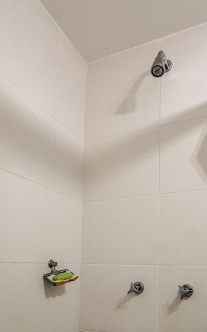 Apartamento à venda com 66m², 2 quartos e 1 vaga Apartamento à venda com 66m², 2 quartos e 1 vagaBanheiro da Suíte