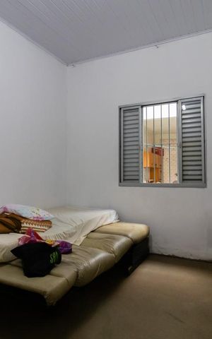 Casa à venda com 190m², 3 quartos e 2 vagas Casa à venda com 190m², 3 quartos e 2 vagasQuarto 2