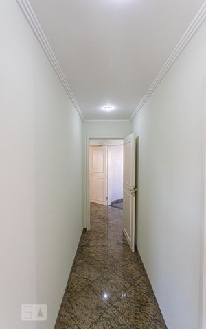 Apartamento para alugar com 496m², 5 quartos e 5 vagas Apartamento para alugar com 496m², 5 quartos e 5 vagasCorredor