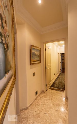 Apartamento para alugar com 496m², 5 quartos e 5 vagas Apartamento para alugar com 496m², 5 quartos e 5 vagasCorredor