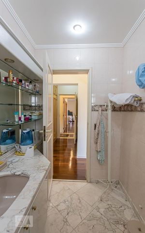 Apartamento para alugar com 496m², 5 quartos e 5 vagas Apartamento para alugar com 496m², 5 quartos e 5 vagasBanheiro Suite 1