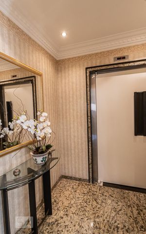 Apartamento para alugar com 496m², 5 quartos e 5 vagas Apartamento para alugar com 496m², 5 quartos e 5 vagasHall 1